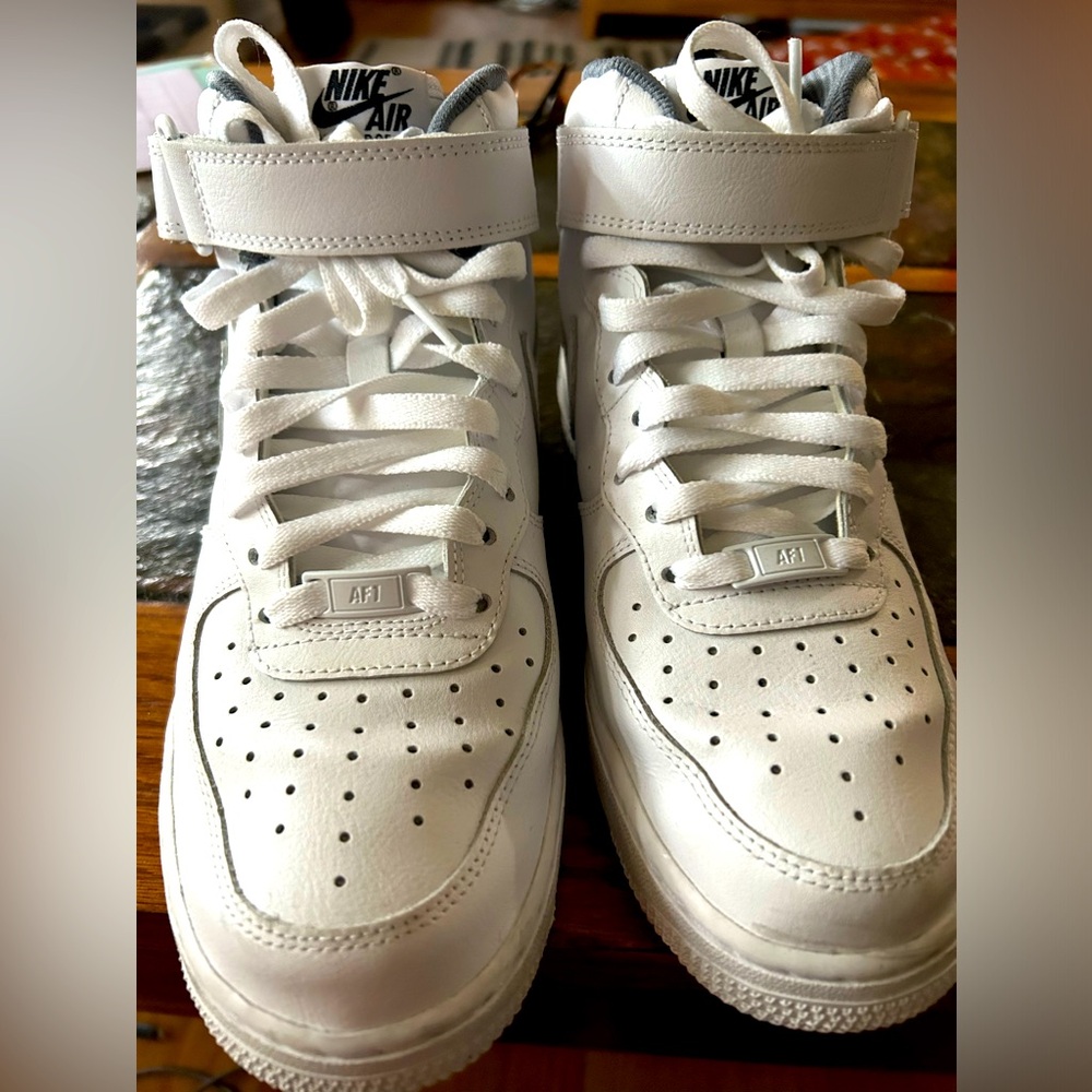Nike Air Force 1 Women’s 9 custom, worn twice